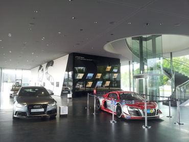 Audi-Driving Experience Day Center